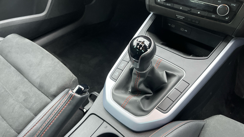 SEAT Arona 1.0 TSI 110 FR Sport 5dr Petrol Hatchback